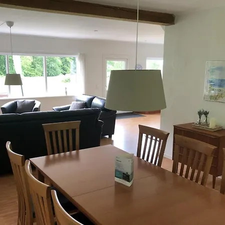 Rosa - 300m From The Sea By Interhome